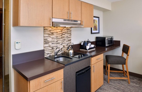 Lincoln City Hotel | Oceanfront Bliss at The Coho Lodge: Rated 9.2/10