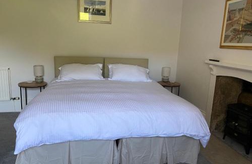 Colintraive Hotel | Discover The Colintraive: Pet-Friendly Oceanfront Escape