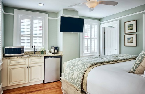 Old Town Hotel | Unwind at The Collector Inn - Adults Only, Rated 9.6/10