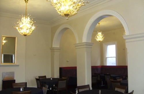 Collie Hotel | Discover The Colliefields: Pet-Friendly Retreat with Breakfast
