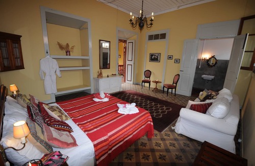 Sao Filipe Hotel | Family-Friendly Stay at The Colonial Guest House