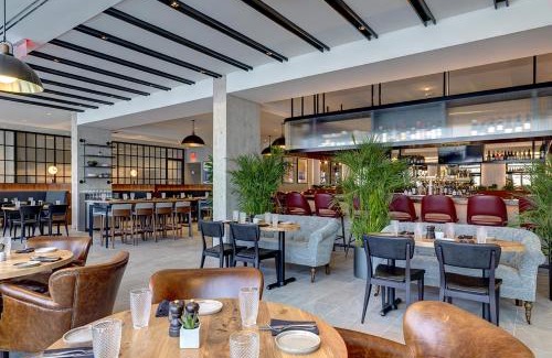 Prudential - St. Botolph Hotel | Elegant Stay at The Colonnade Hotel with Ocean View Amenities