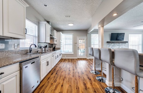 The Colony House | Discover The Colony: 5 Bedrooms, Pool & Family-Friendly Stay