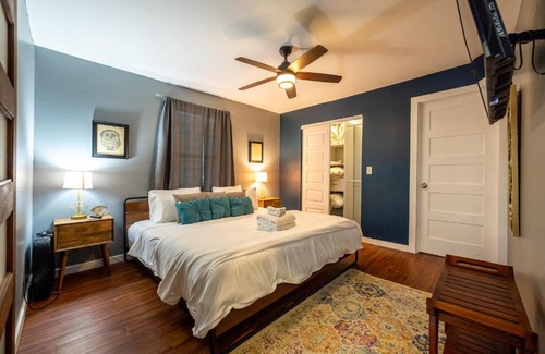 Fountain Square House | Colorful Cottage in Fountain Square - 4 Star Guest Rated