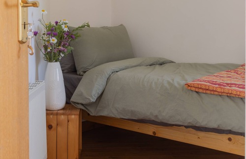Lisdoonvarna House | Discover The Common Knowledge Centre: Family-Friendly Retreat