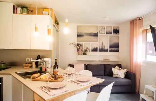 Les Contamines-Montjoie Apartment | Experience The Contamines Cocoon: Oceanfront Comfort Awaits