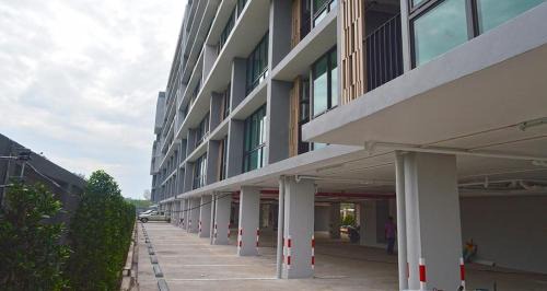 Talat Nuea House | The connext condo