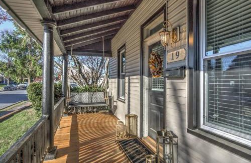 Mount Joy House | Pet-Friendly Getaway: The Conservatory Near Lancaster