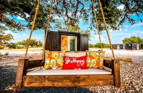 Johnson City House | Inviting Container Retreat on the Scenic 290 Wine Trail