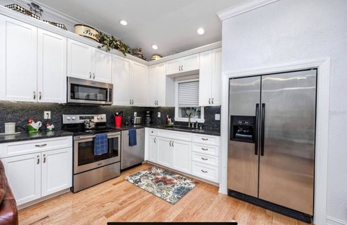 Dunedin Cottage | Cozy Cook Cottage for 4 with Ocean View in Dunedin