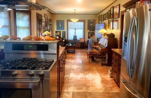 Berkeley House | Discover Denver Music House: Top-Rated Stay with Pool