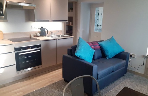 Limekilns Apartment | Inviting 1-Bed Apartment with Kitchen in Oban