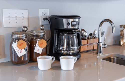 Harper House | Inviting Stay at The Cora with Child-Friendly Amenities