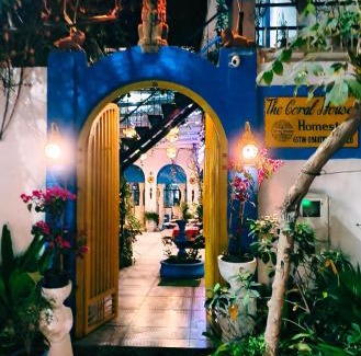 Agra House | Guest Rated 9.2: The Coral House Homestay by the Taj
