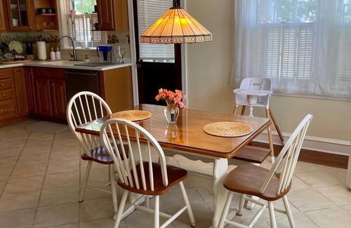 Ephrata Cottage | Experience The Coram Deo Cottage with Ocean View & Spa