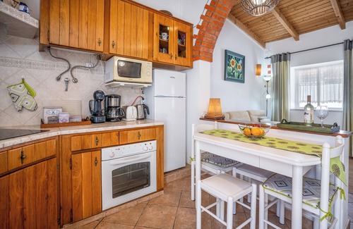 Baiona House | Discover The Corner: Oceanfront Bliss in Algarve Odeceixe