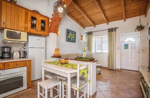 Baiona House | Discover The Corner: Oceanfront Bliss in Algarve Odeceixe