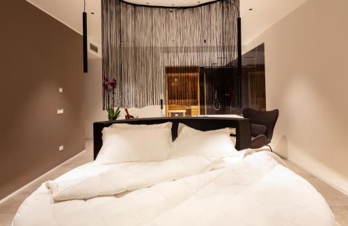 Scala Hotel | Relax at The Corner Duomo Hotel: 4-Star Comfort Awaits