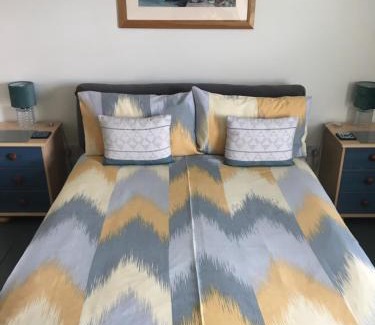 Halesworth Bed & Breakfast | Eco-Friendly Retreat at The Corner House with Hot Tub