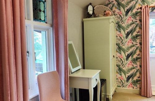 Lowestoft Bed & Breakfast | Exceptional Stay at The Corner House: Family-Friendly & Breakfast
