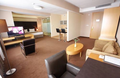 Downtown Ulaanbaatar Hotel | Modern Corporate Hotel with Spa & Pool in Perfect Location