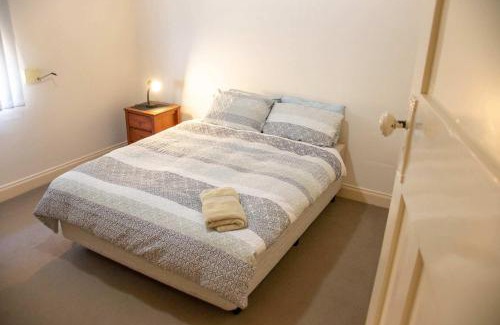 Seymour House | The Cosy Lap