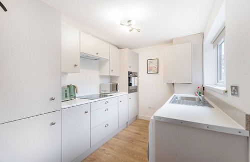 Stanley House | The Cosy Nest, 4 bed sleeps 7