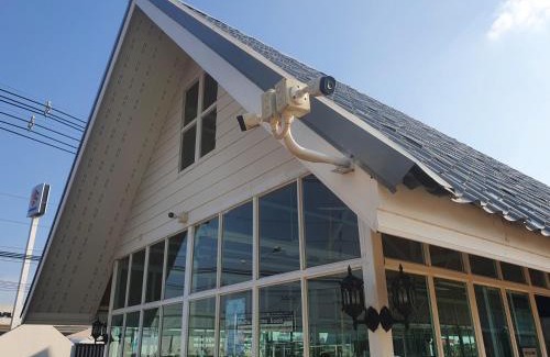 Chaiyaphum Hotel | Cozy Retreat at The Cottage in Chiyaphum with Breakfast