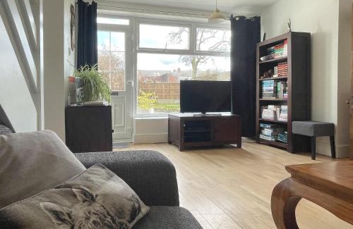 Southport House | Family-Friendly Escape at The Cottage At Stanley Villa