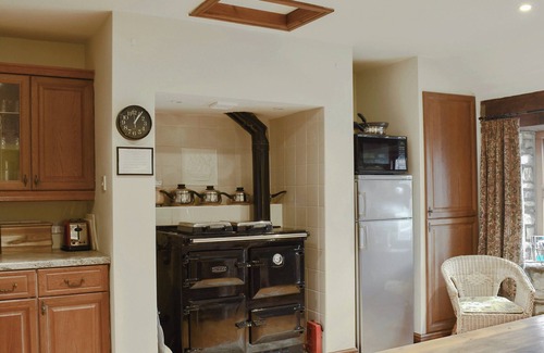 Barningham Cottage | Comfortable 2 Bedroom Stay in Barningham, Near Richmond