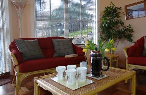 Carrbridge House | Pet-Friendly Retreat at The Cottage Bogroy - Rated 9.7/10