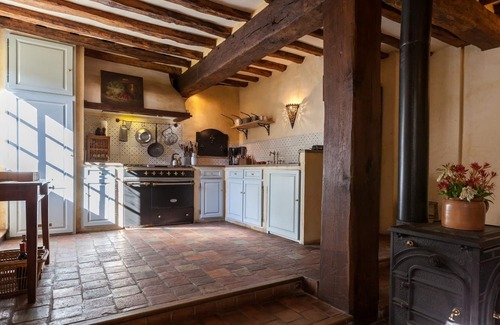 Dampsmesnil House | Charming Cottage Retreat with Spa & Hot Tub in Norman Vexin