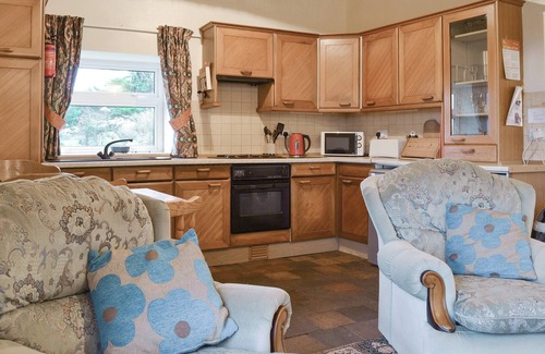 Bodorgan Cottage | Cozy 2-Bedroom Retreat with Ocean Views in Bodorgan