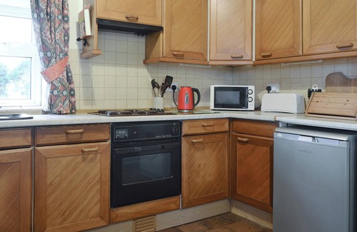 Bodorgan Cottage | Cozy 2-Bedroom Retreat with Ocean Views in Bodorgan