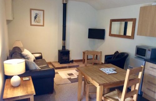 Belford Apartment | Exceptional Comfort at The Cottage - Rated 9.4/10