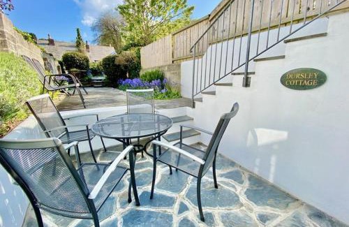 Treator House | Pet-Friendly Stay at The Cottage for Family Adventures