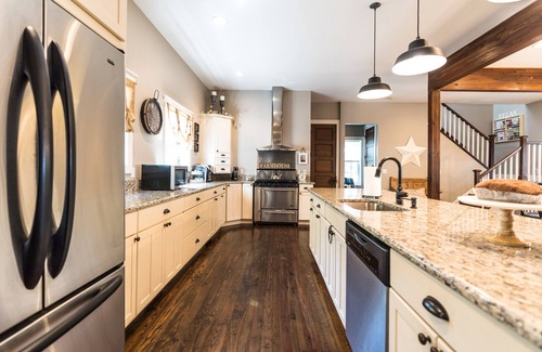 Michigan City House | Beachwalk Cottage - Perfect for Families with Ocean Views