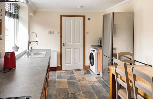 Bo'ness Cottage | The cottage is so cosy with the open fire for an evening after exploring.