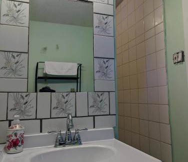 Yellow Point House | Explore The Cottage on the Farm - Guest Rated 8.8/10