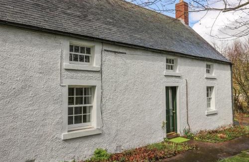 Duns House | Cozy Pet-Friendly Retreat at The Cottage, Polwarth Crofts
