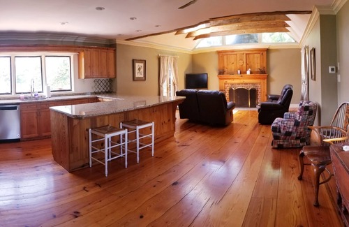 Front Royal House | Welcoming The Cottage: Your Ideal Family Getaway