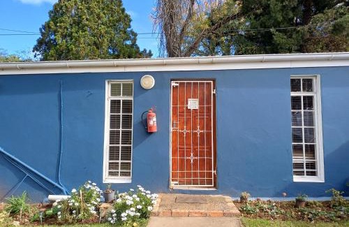 Grahamstown Apartment | Cozy The Cottage: Child-Friendly & Wheelchair Accessible Stay