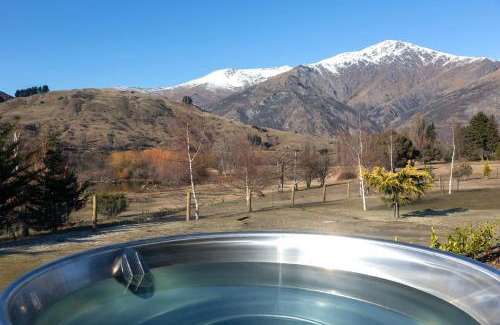 Lake Hayes Villa | Experience The Cottages at Lake Hayes - 4-Star Getaway