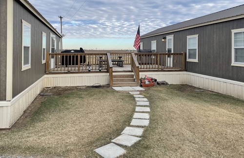 Clarksdale House | Cozy Cotton Condos: Family and Pet-Friendly Retreat