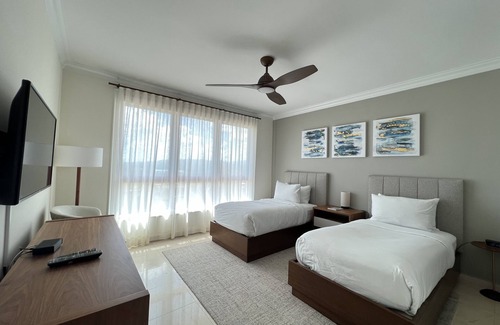 Zarzal Hotel | Premier Stay at The Country Club Residences with Spa & Pool