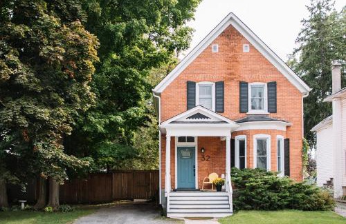 Prince Edward House | The County Queen - Historic Home in Picton
