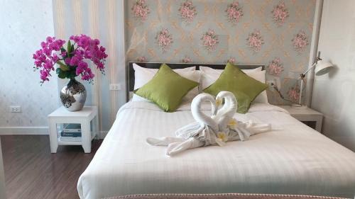 Mu Si Apartment | Discover The Courtyard Khaoyai by Tom: Pool & Ocean Views