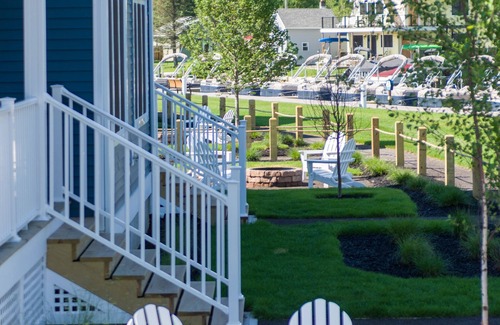 Sylvan Beach Cottage | Pet-Friendly Cottage at The Cove with Lake View and Boat