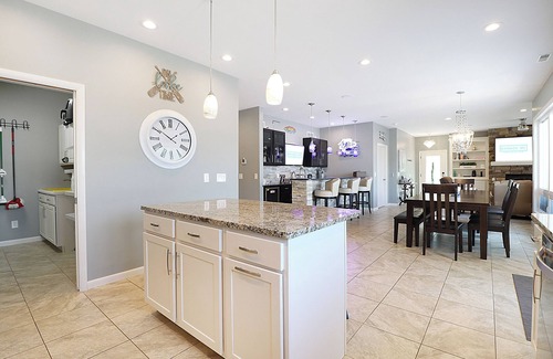 Osage Beach House | Experience The Cove House: Swim, Kayak & Fish at 10/10