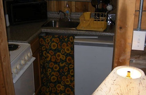 Taswell Cabin | Cozy Cove Bunkhouse: Pet-Friendly Near Patoka Lake
